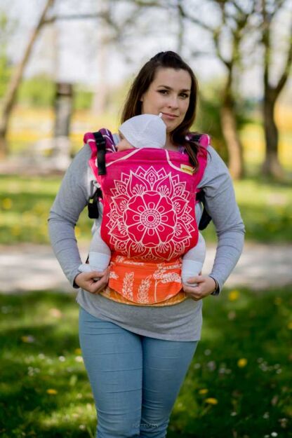 Sibillinya, NATIGO nosidełko ergonomiczne
